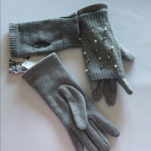 Gray two piece gloves